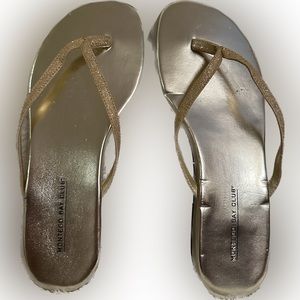 VTG MONTEGO BAY CLUB SANDALS TONG FLIP FLOPS GOLD SZ 8 GLITZY BEACH POOL SUMMER